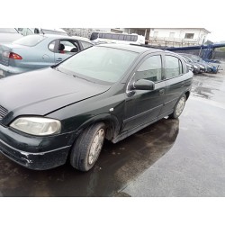 opel astra g berlina del año 2001