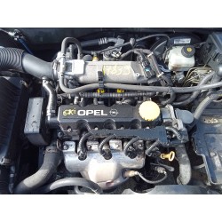 opel astra g berlina del año 2001