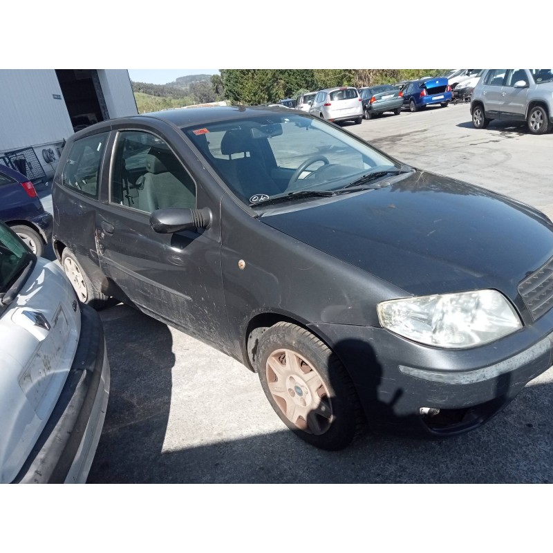 fiat punto berlina (188) del año 2004