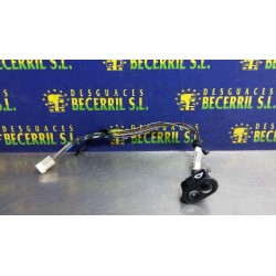 Recambio de mando elevalunas delantero derecho para opel corsa b eco referencia OEM IAM 90389337  