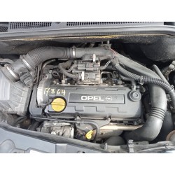 opel meriva del año 2004