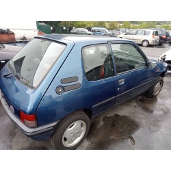 peugeot 205 berlina del año 1998