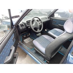 peugeot 205 berlina del año 1998