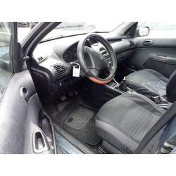 peugeot 206 berlina del año 2005