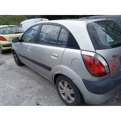kia rio del año 2006
