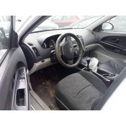 kia cee´d sporty wagon del año 2008