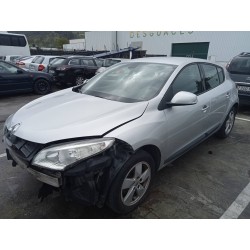 renault megane iii berlina 5 p del año 2009