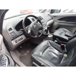 mitsubishi grandis (na0w) del año 2004