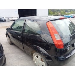 ford fiesta (cbk) del año 2004