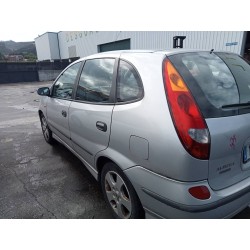 nissan almera tino (v10m) del año 2004
