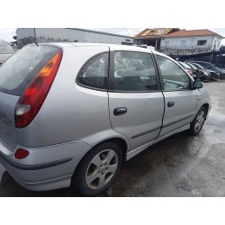 nissan almera tino (v10m) del año 2004