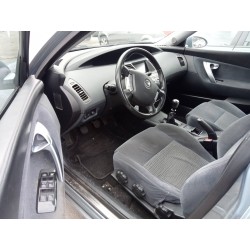 nissan primera berlina (p12) del año 2005