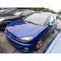 peugeot 206 berlina del año 2001