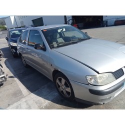 seat cordoba berlina (6k2) del año 2001