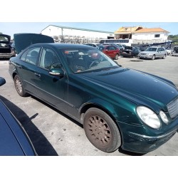 mercedes clase e (w211) berlina del año 2002