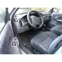 renault megane i fase 2 berlina (ba0) del año 2001