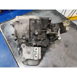 Recambio de caja cambios para peugeot 208 active referencia OEM IAM 20DP77  