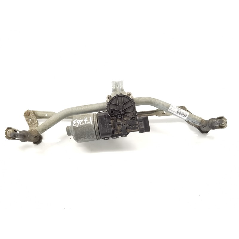 Recambio de motor limpia delantero para peugeot 208 active referencia OEM IAM 0390241540  