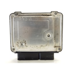 Recambio de centralita motor uce para opel vectra c berlina cosmo referencia OEM IAM 55205633  
