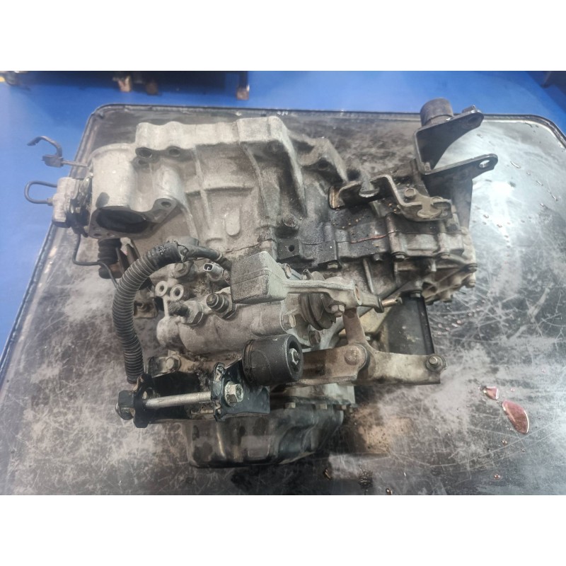 Recambio de caja cambios para toyota avensis berlina (t25) 2.0 d4-d sol berlina (5-ptas.) referencia OEM IAM E350  