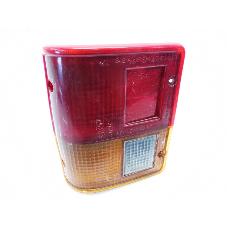 Recambio de piloto trasero izquierdo para mitsubishi montero (l040) 2500 td (2-ptas.) referencia OEM IAM   