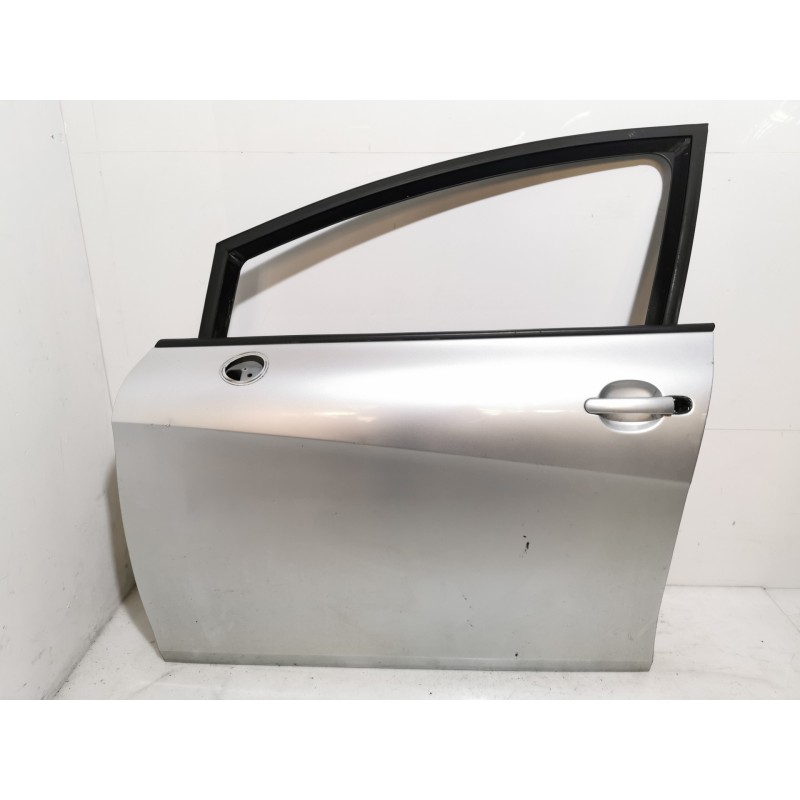 Recambio de puerta delantera izquierda para seat leon (1p1) reference referencia OEM IAM Recambio de puerta delantera izquierda para seat leon (1p1) reference referencia OEM IAM
