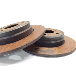 Recambio de disco freno trasero para mercedes clase c (w203) berlina 270 cdi (203.016) referencia OEM IAM   