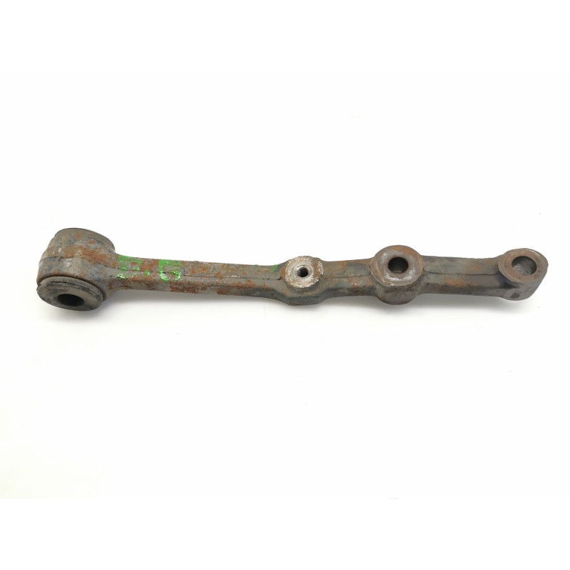 Recambio de brazo suspensión inferior delantero derecho para seat terra familiar referencia OEM IAM Recambio de brazo suspensión inferior delantero derecho para seat terra familiar referencia OEM IAM
