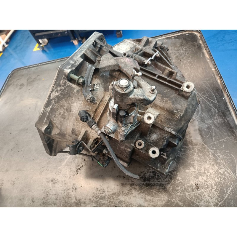 Recambio de caja cambios para opel insignia berlina cosmo referencia OEM IAM F40  