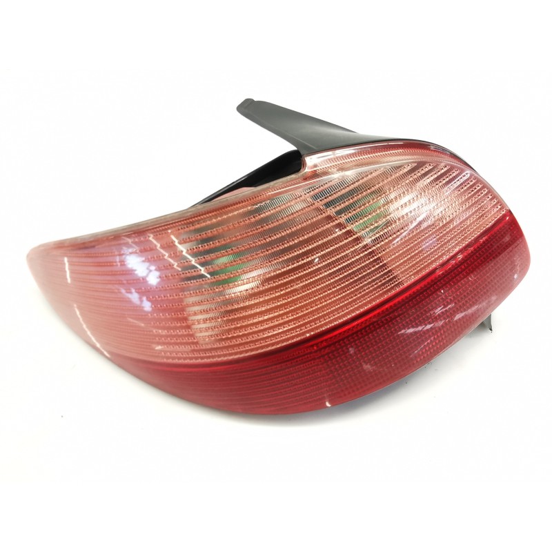 Recambio de piloto trasero izquierdo para peugeot 206 berlina xt referencia OEM IAM Recambio de piloto trasero izquierdo para peugeot 206 berlina xt referencia OEM IAM