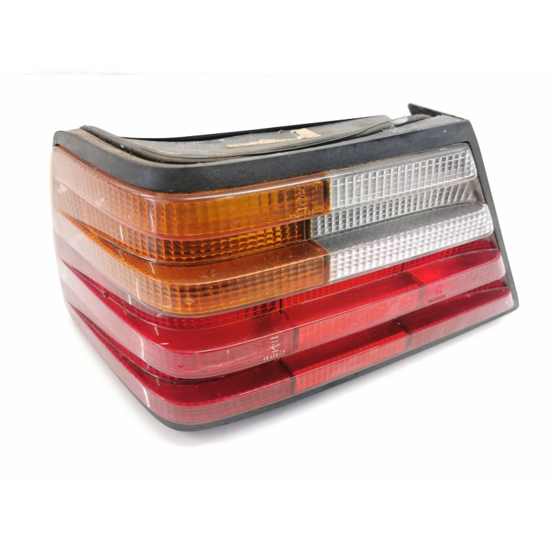 Recambio de piloto trasero izquierdo para mercedes clase e (w124) berlina e 260 (124.026) referencia OEM IAM Recambio de piloto trasero izquierdo para mercedes clase e (w124) berlina e 260 (124.026) referencia OEM IAM