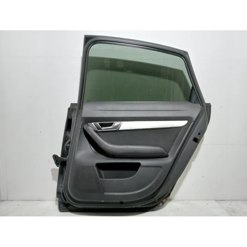 Recambio de puerta trasera derecha para audi a6 berlina (4f2) 2.7 tdi referencia OEM IAM   