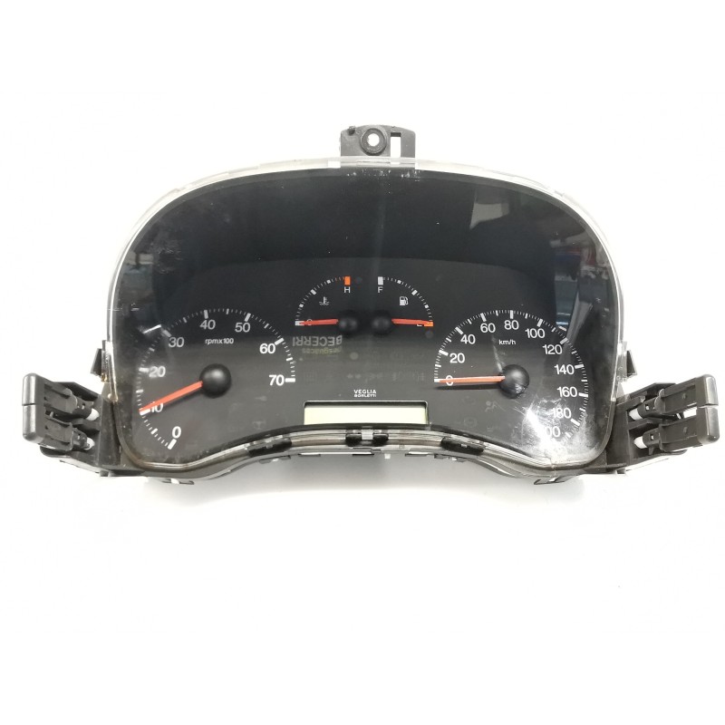 Recambio de cuadro instrumentos para fiat punto berlina (188) 1.9 jtd sporting referencia OEM IAM 46812967  