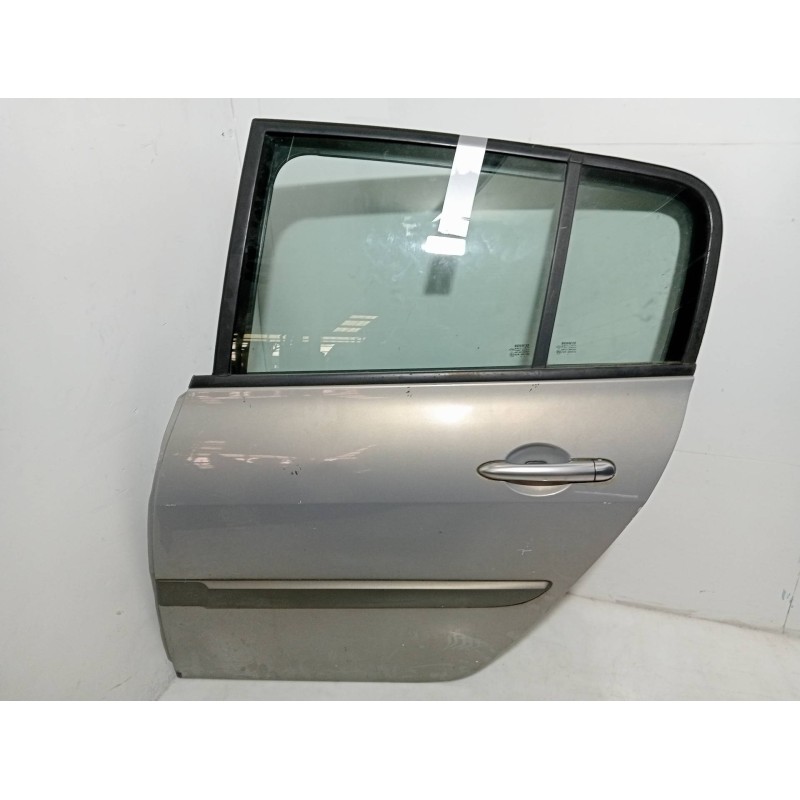 Recambio de puerta trasera izquierda para renault megane ii berlina 5p authentique referencia OEM IAM   