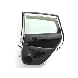 Recambio de puerta trasera derecha para hyundai i30 comfort referencia OEM IAM   