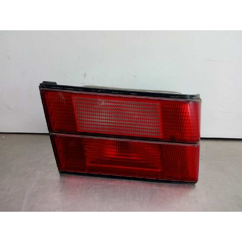 Recambio de piloto trasero central izquierdo para bmw serie 5 berlina (e34) 520i (110kw) referencia OEM IAM Recambio de piloto trasero central izquierdo para bmw serie 5 berlina (e34) 520i (110kw) referencia OEM IAM
