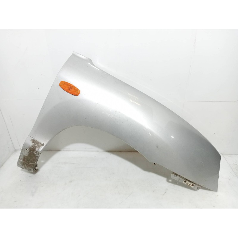 Recambio de aleta delantera derecha para hyundai santa fe (sm) 2.0 gls crdi 4x4 referencia OEM IAM   