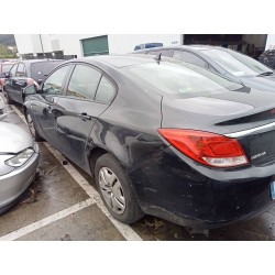 opel insignia berlina del año 2008