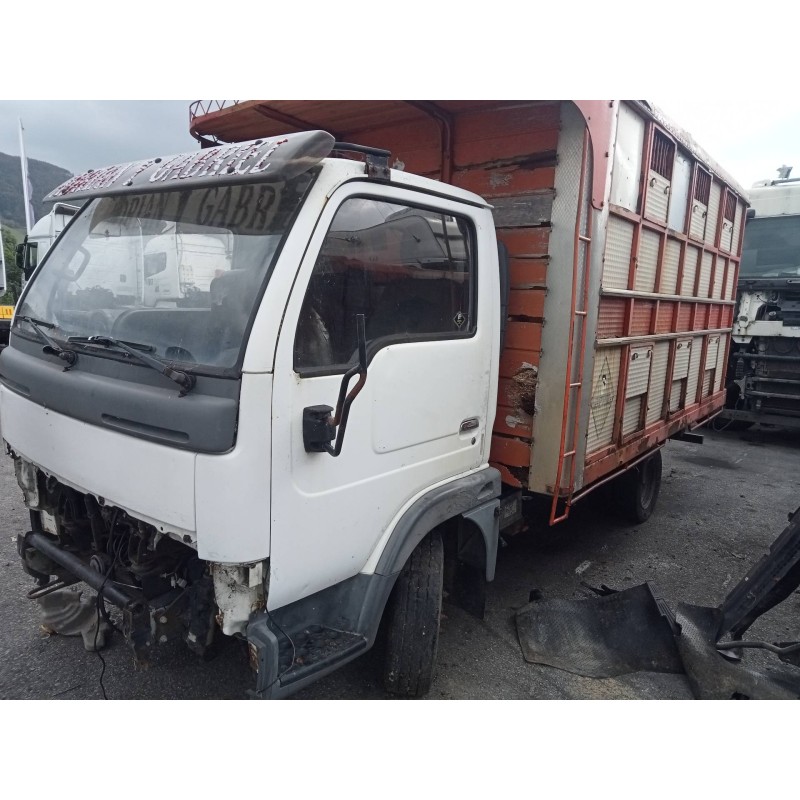 nissan cabstar del año 2003 nissan cabstar del año 2003