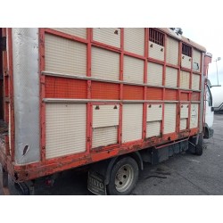 nissan cabstar del año 2003