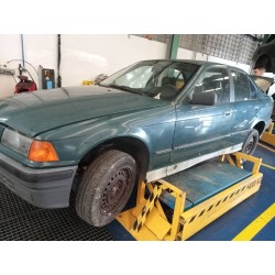 bmw serie 3 berlina (e36) del año 1992