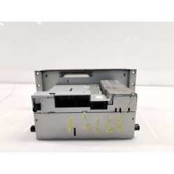 Recambio de sistema audio / radio cd para land rover discovery v6 td se referencia OEM IAM 8H2218C815  