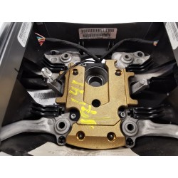 Recambio de volante para land rover discovery v6 td se referencia OEM IAM 8H223600EA8PVJ  