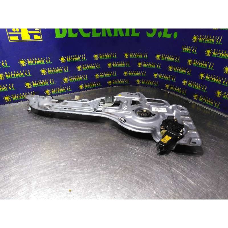 Recambio de elevalunas trasero izquierdo para hyundai trajet (fo) 2.0 crdi gls referencia OEM IAM Recambio de elevalunas trasero izquierdo para hyundai trajet (fo) 2.0 crdi gls referencia OEM IAM