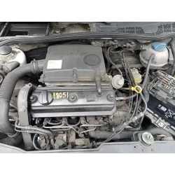 volkswagen polo berlina (6n1) del año 1999