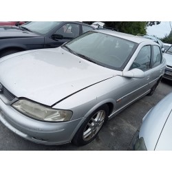 opel vectra b berlina del año 1999