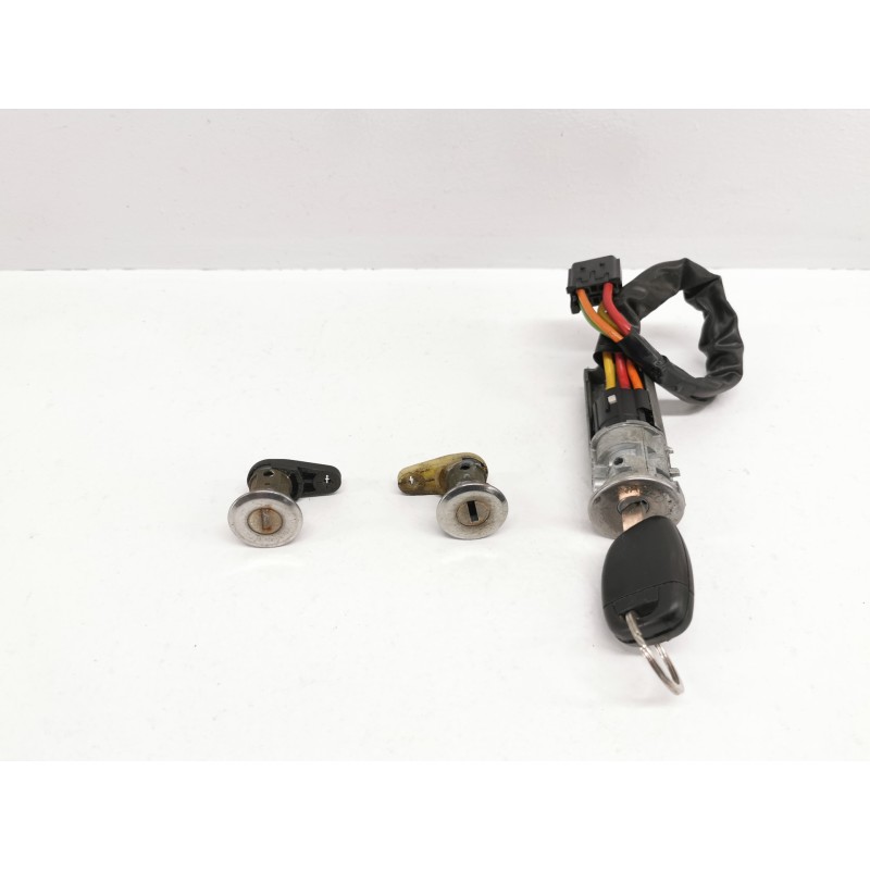 Recambio de antirrobo para renault twingo (co6) 1.2 alize referencia OEM IAM Recambio de antirrobo para renault twingo (co6) 1.2 alize referencia OEM IAM