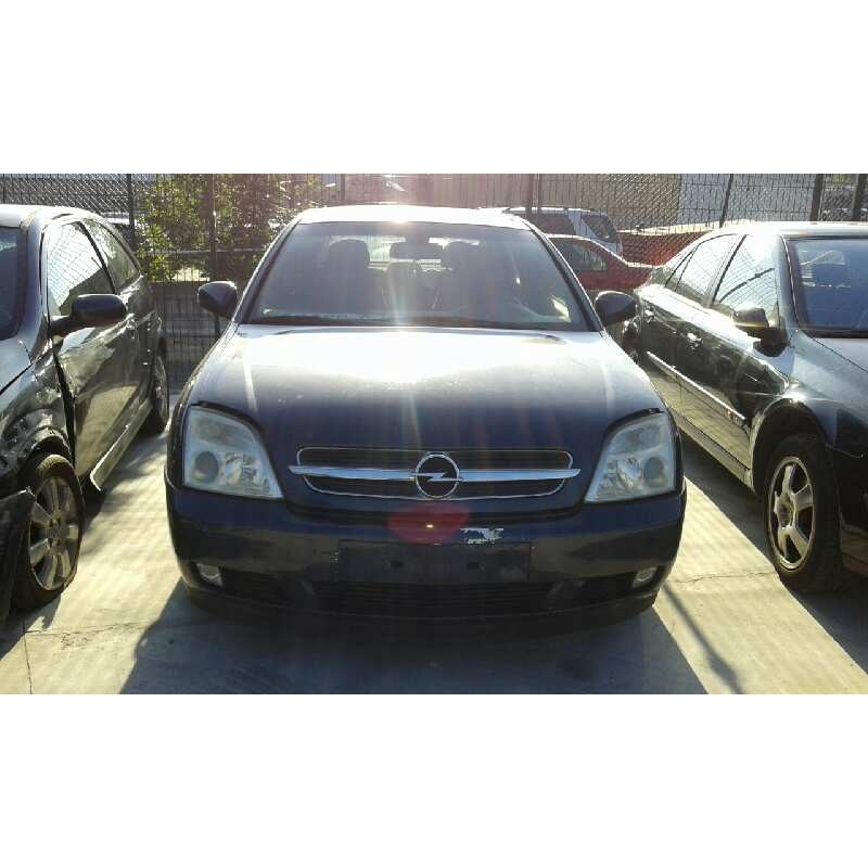 opel vectra c berlina del año 2003