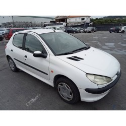 peugeot 206 berlina del año 1999