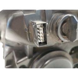 Recambio de faro derecho para citroen c2 1.4 hdi referencia OEM IAM   